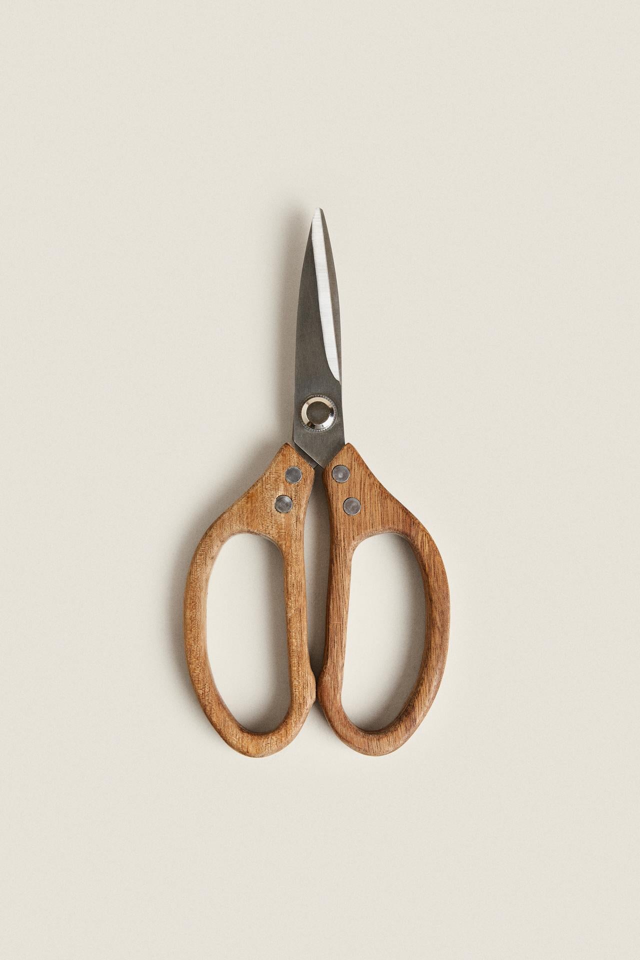 Scissors