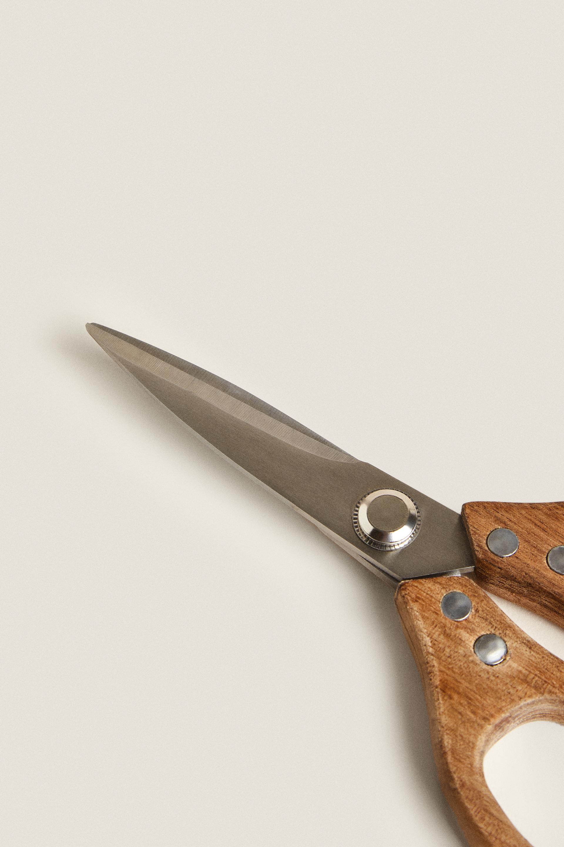 Scissors
