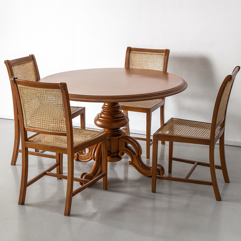 Trim Dining Table